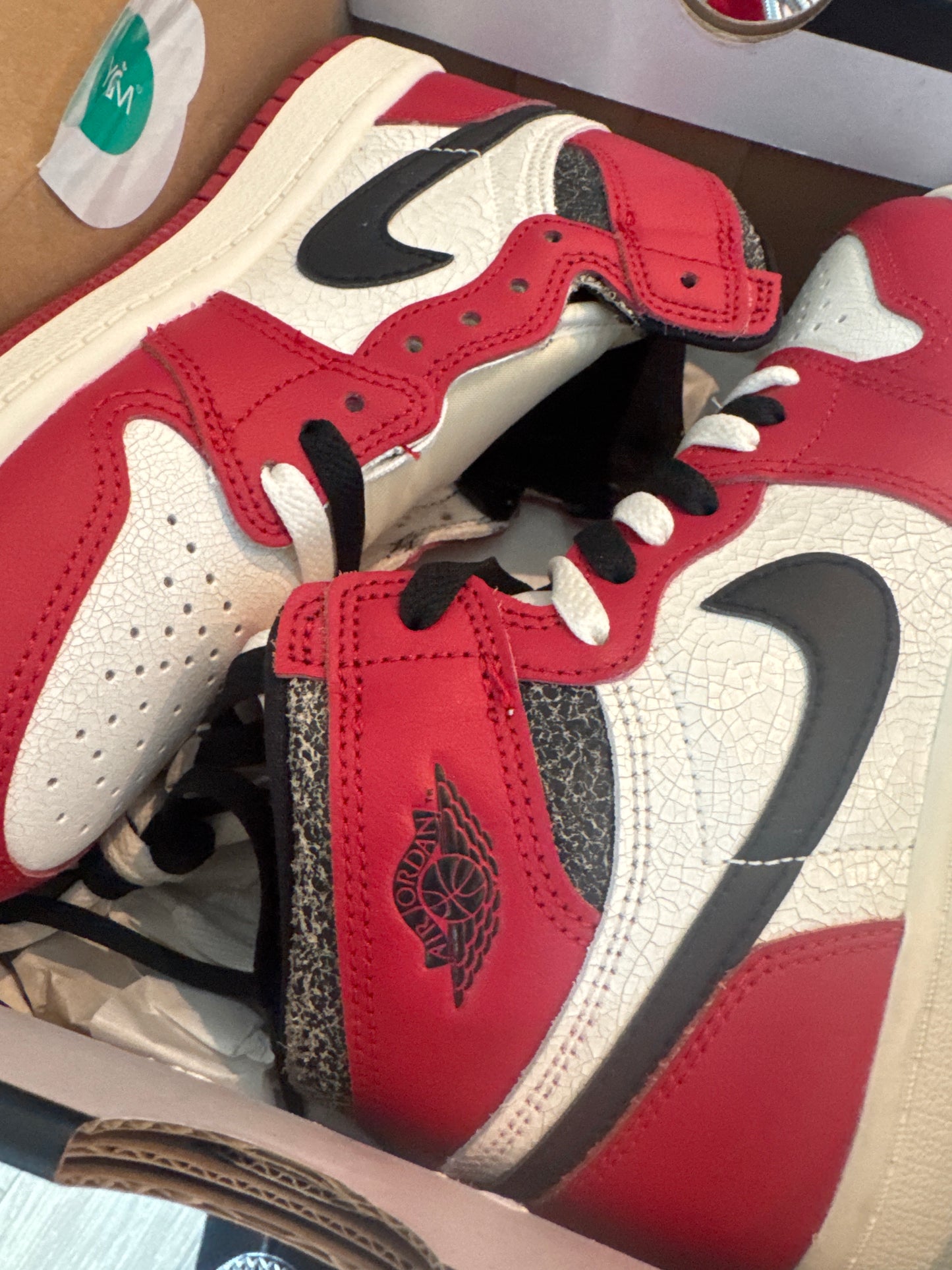 Air Jordan 1 Retro High OG Chicago Lost & Found PS