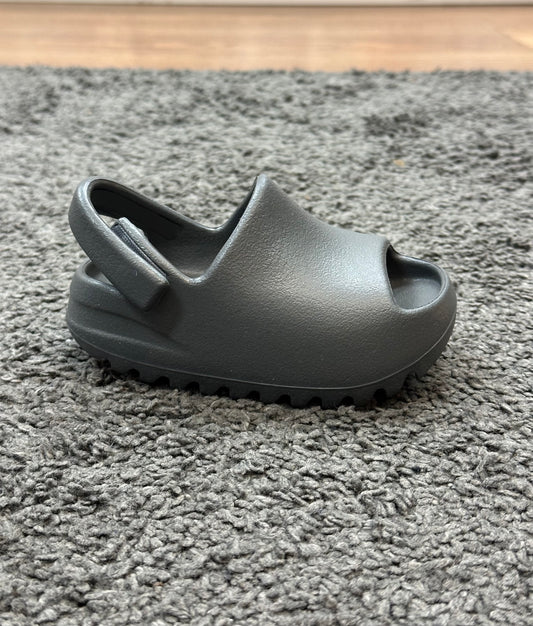 Yeezy Slide Granite (TD)