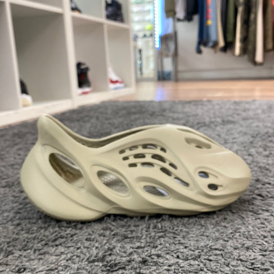 Yeezy Foam Runner Stone Salt