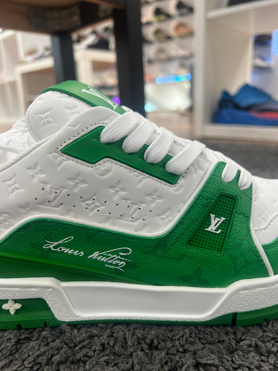 Lv trainer leather low trainers Louis Vuitton Green size 8 US in
