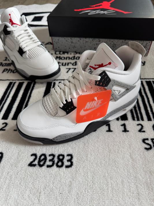 Air Jordan 4 OG White Cement