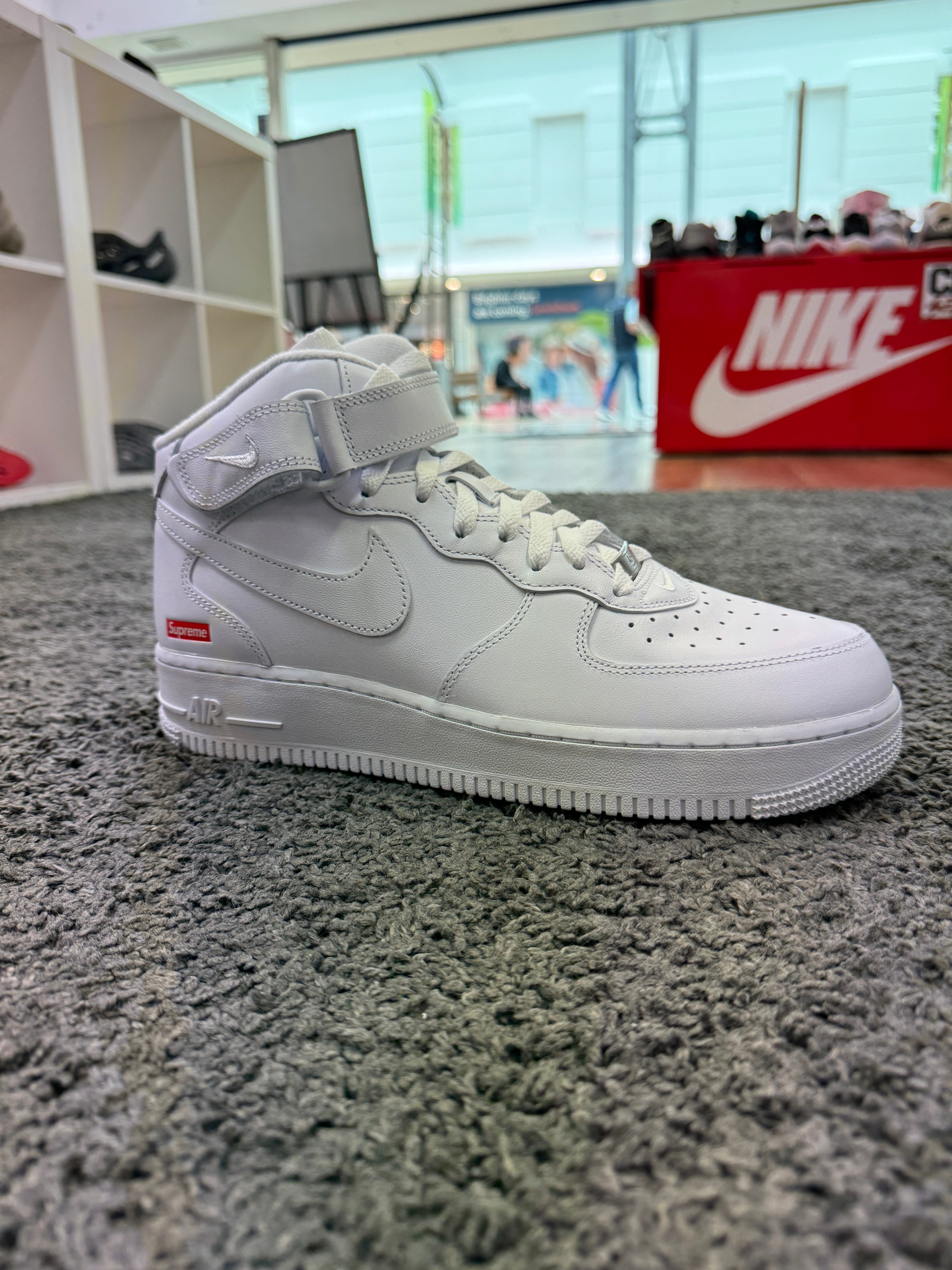 Supreme × Nike Air Force 1 Midブラック CU9225-100 Supreme Nike Air Force 1 Low White (Men\u0027s) | eBay UK