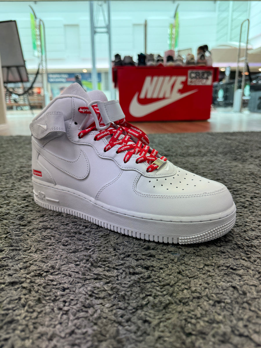 靴 NIKE supreme Air force 1 2025年発売予定】シュプリーム × ナイキ エアフォース 1 ロー 2