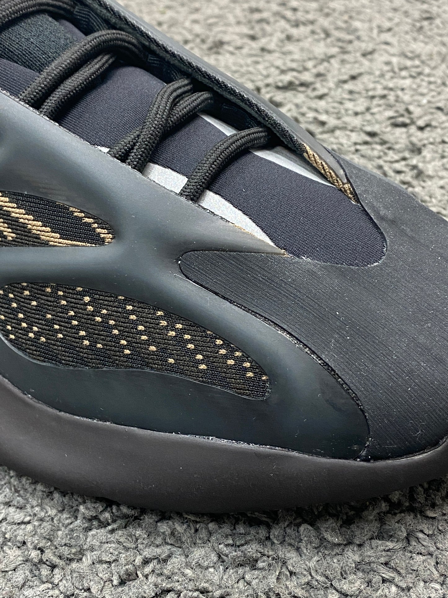 Yeezy 700 V3 Clay Brown