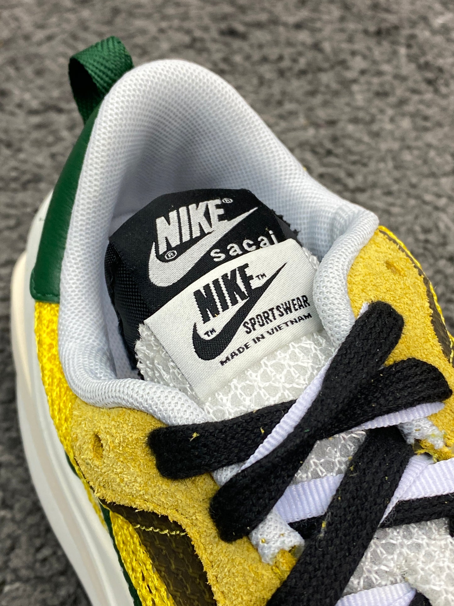 sacai x Nike VaporWaffle Tour Yellow Stadium Green