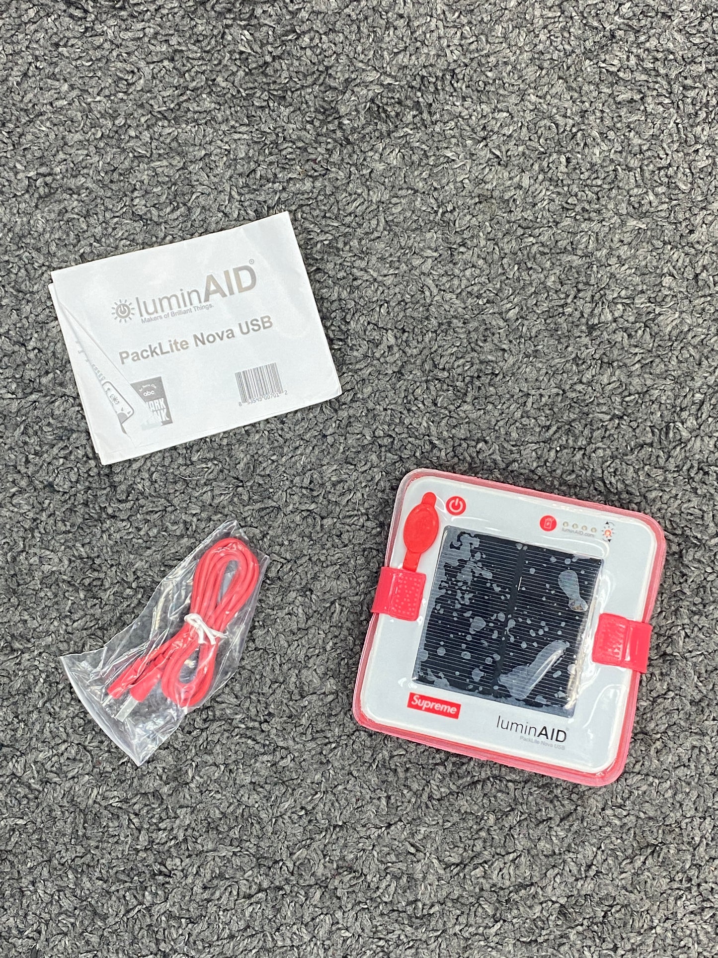 Supreme/ LuminAID® Packlite Nova USB