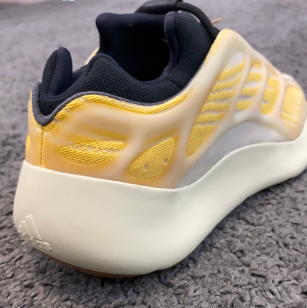 Yeezy 700 V3 Mono Safflower