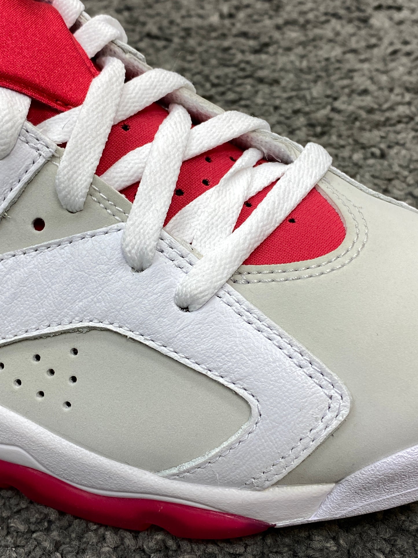 Air Jordan 6 Hare White