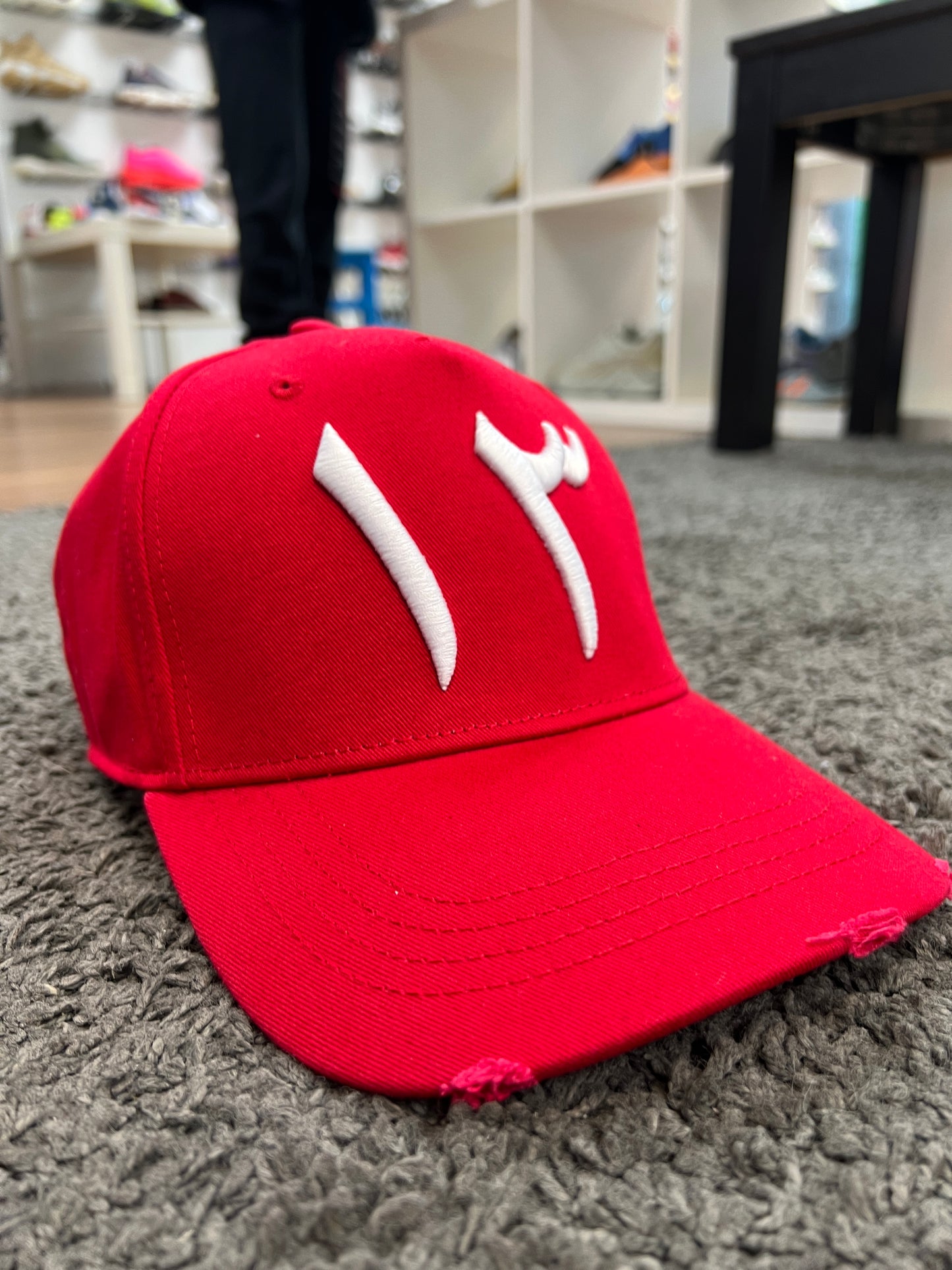 3RT1N Cap Red White Strapback