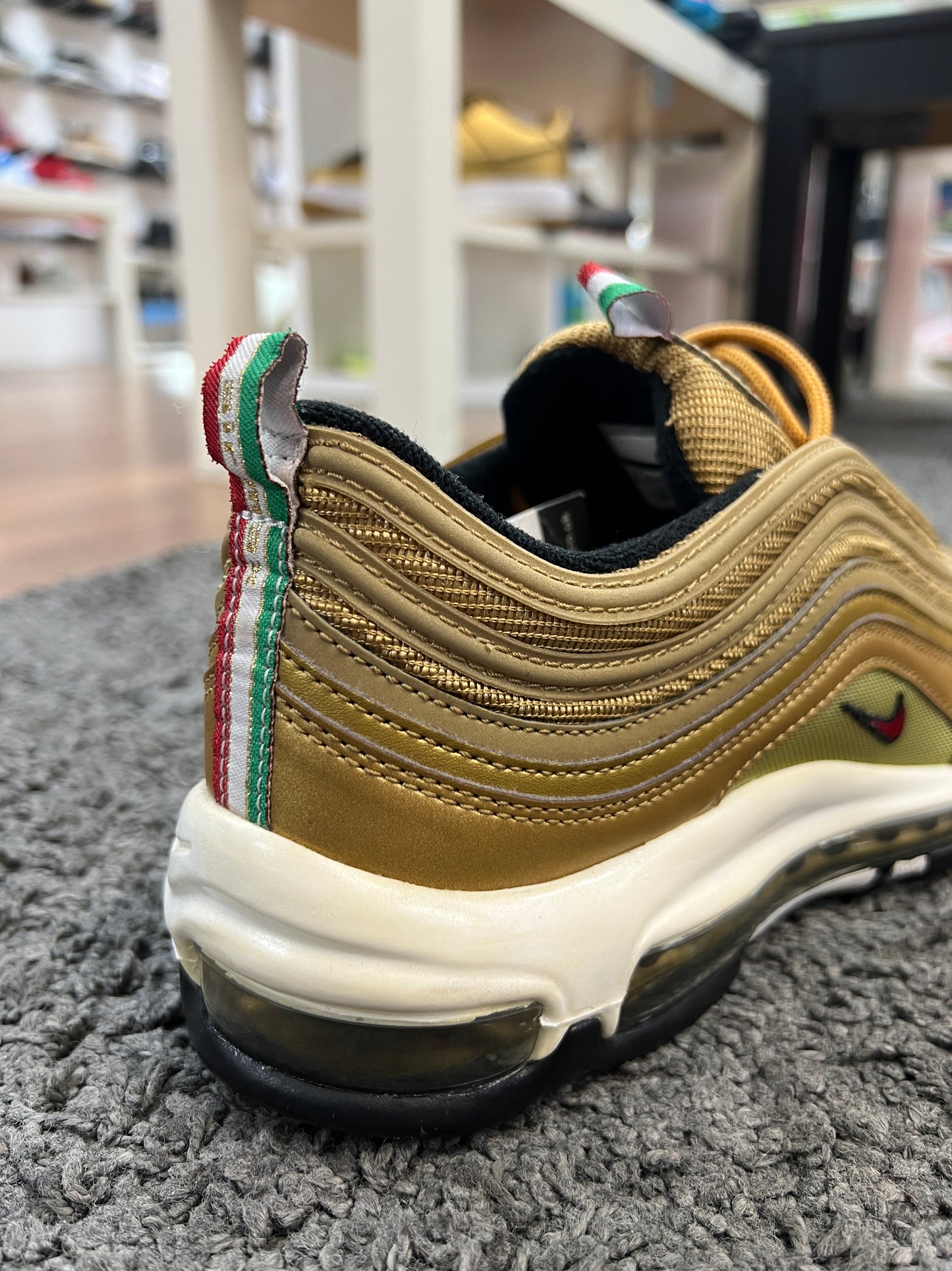 Nike Air Max 97 Gold Italy Edition