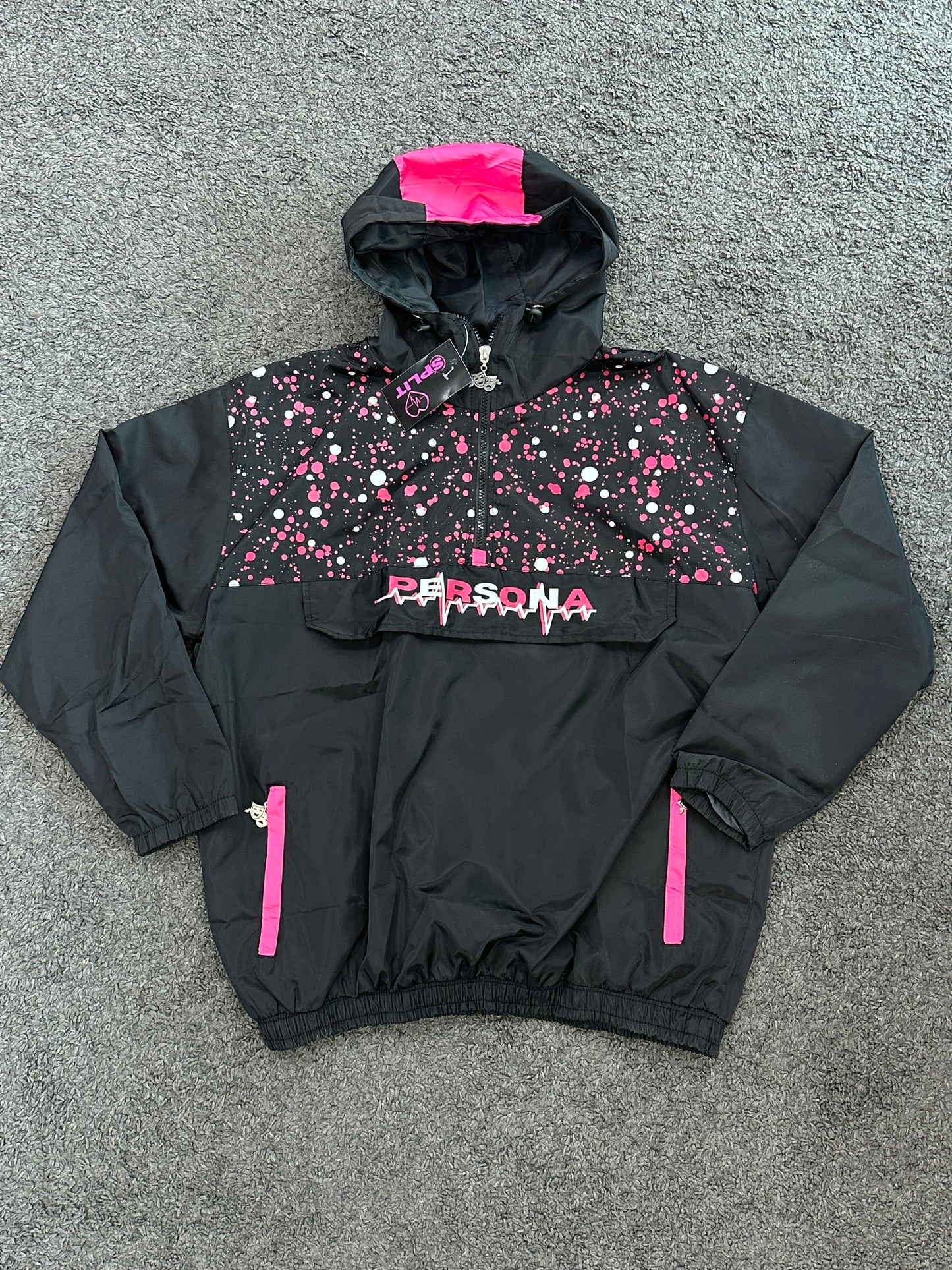 Split windbreaker black and pink