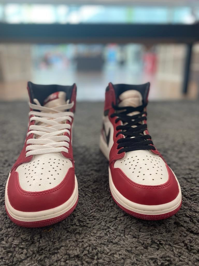 Air Jordan 1 Retro High OG Chicago Lost & Found – Crep Select