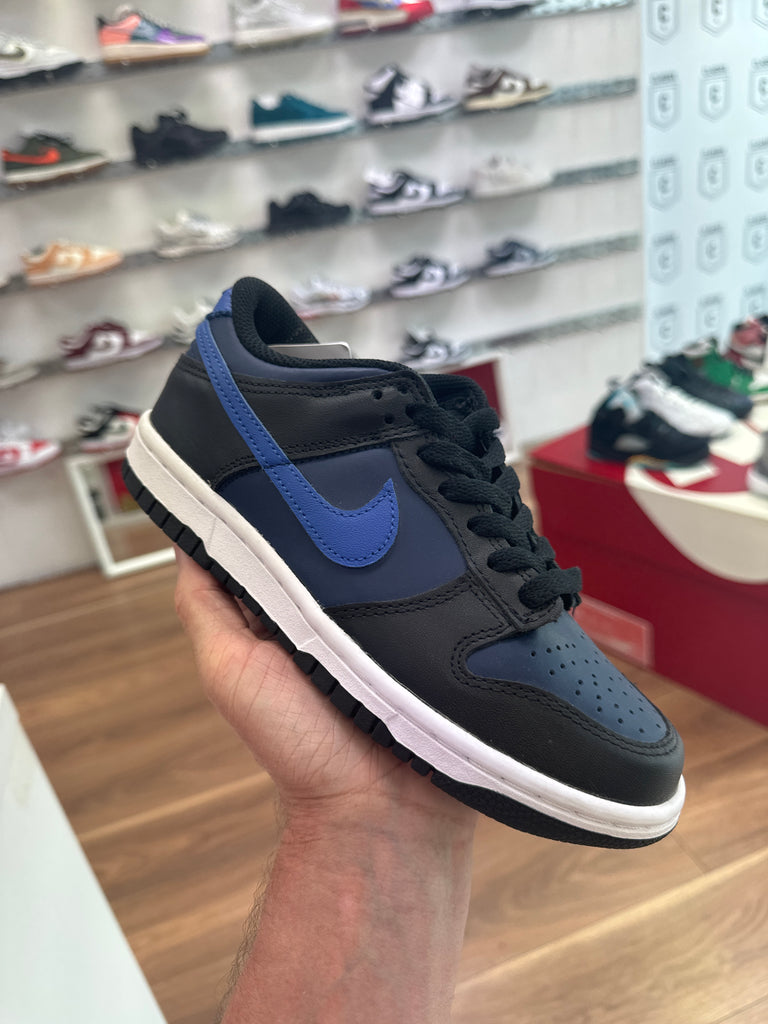Black and blue nike dunks sale