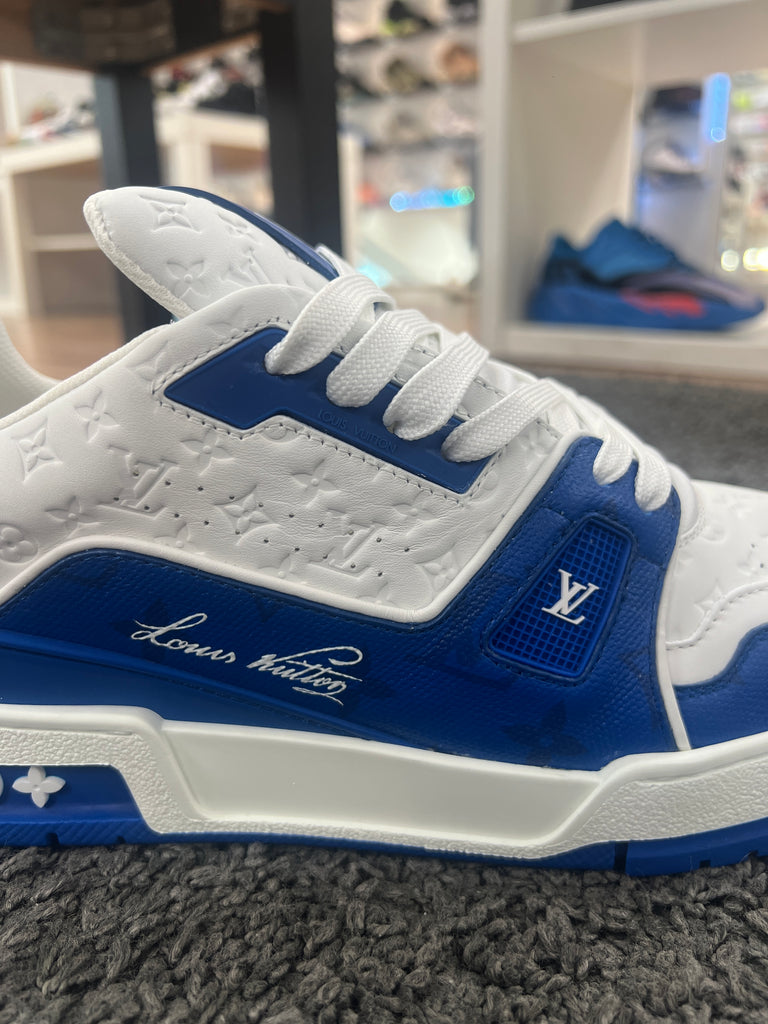 Louis Vuitton Trainer White Blue Signature