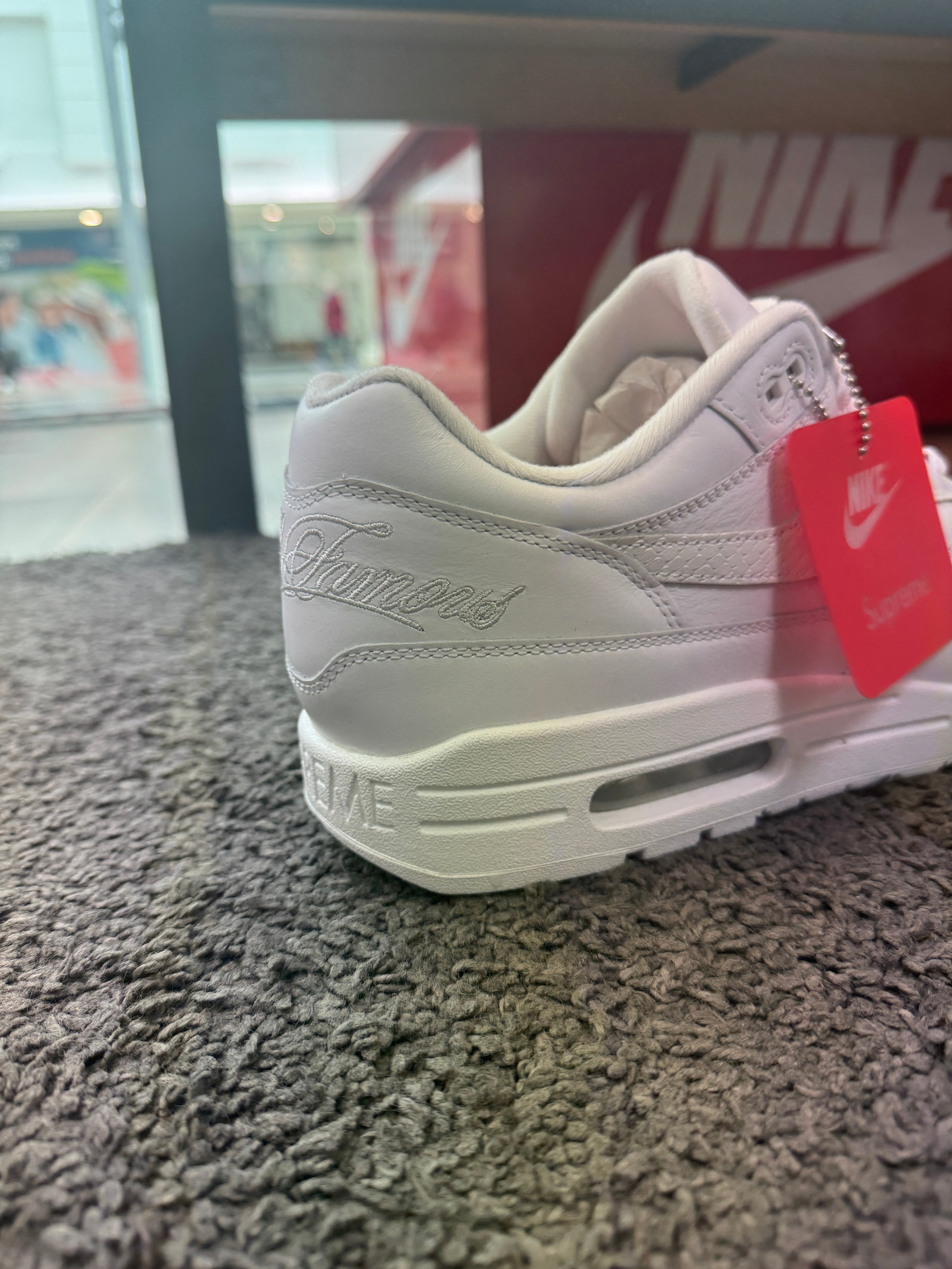 Nike Air Max 1 White X Supreme – Crep Select