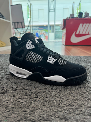 Air Jordan 4 White Thunder
