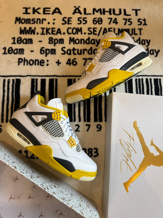 Air Jordan 4 Sulphur