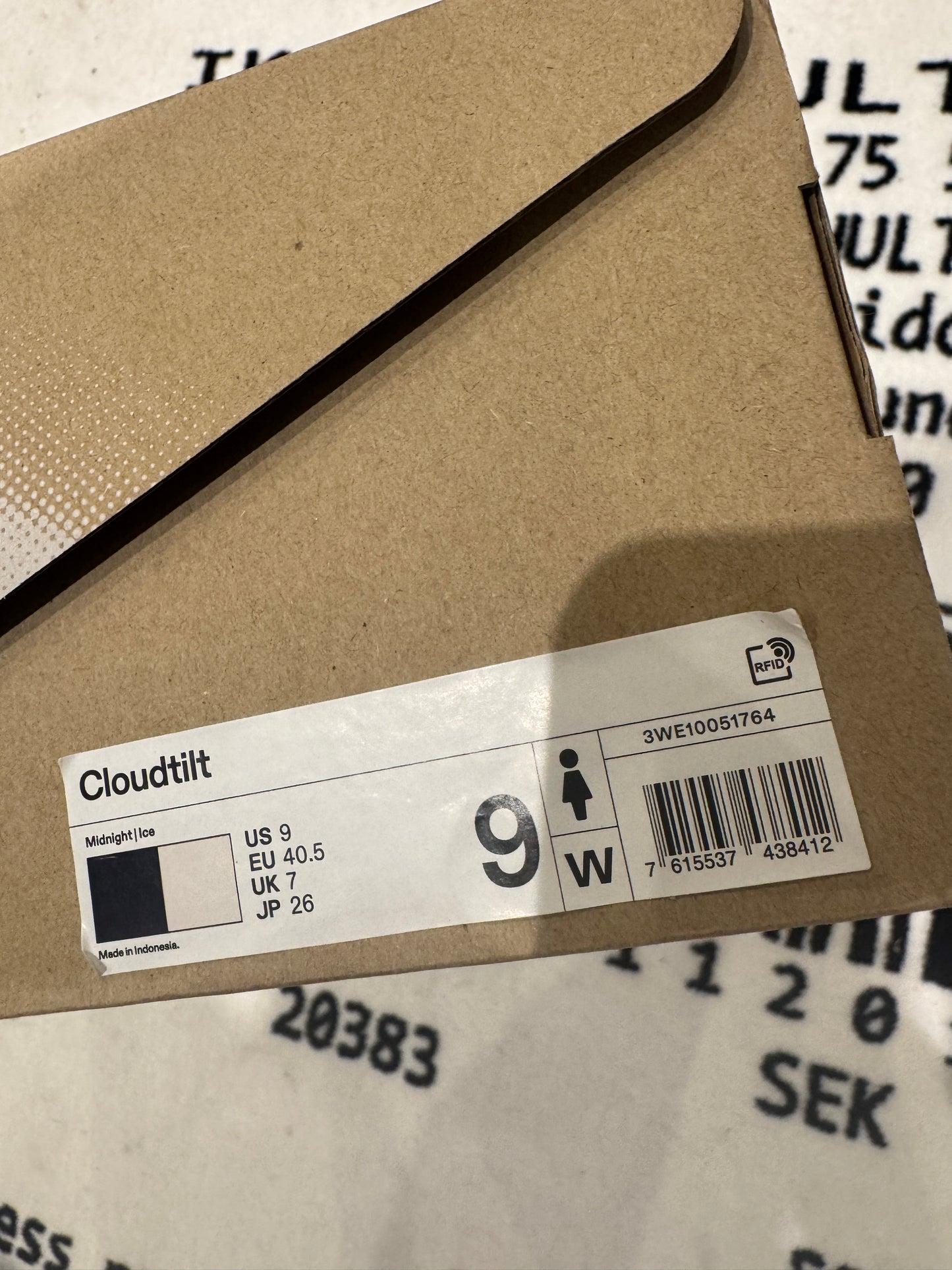 ON Cloud CLOUDTILT Midnight Ice