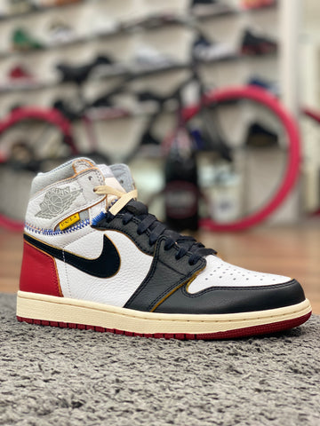 Union x Air Jordan 1 Black Toe