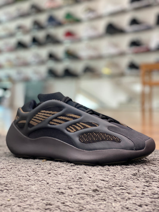 Yeezy 700 V3 Clay Brown