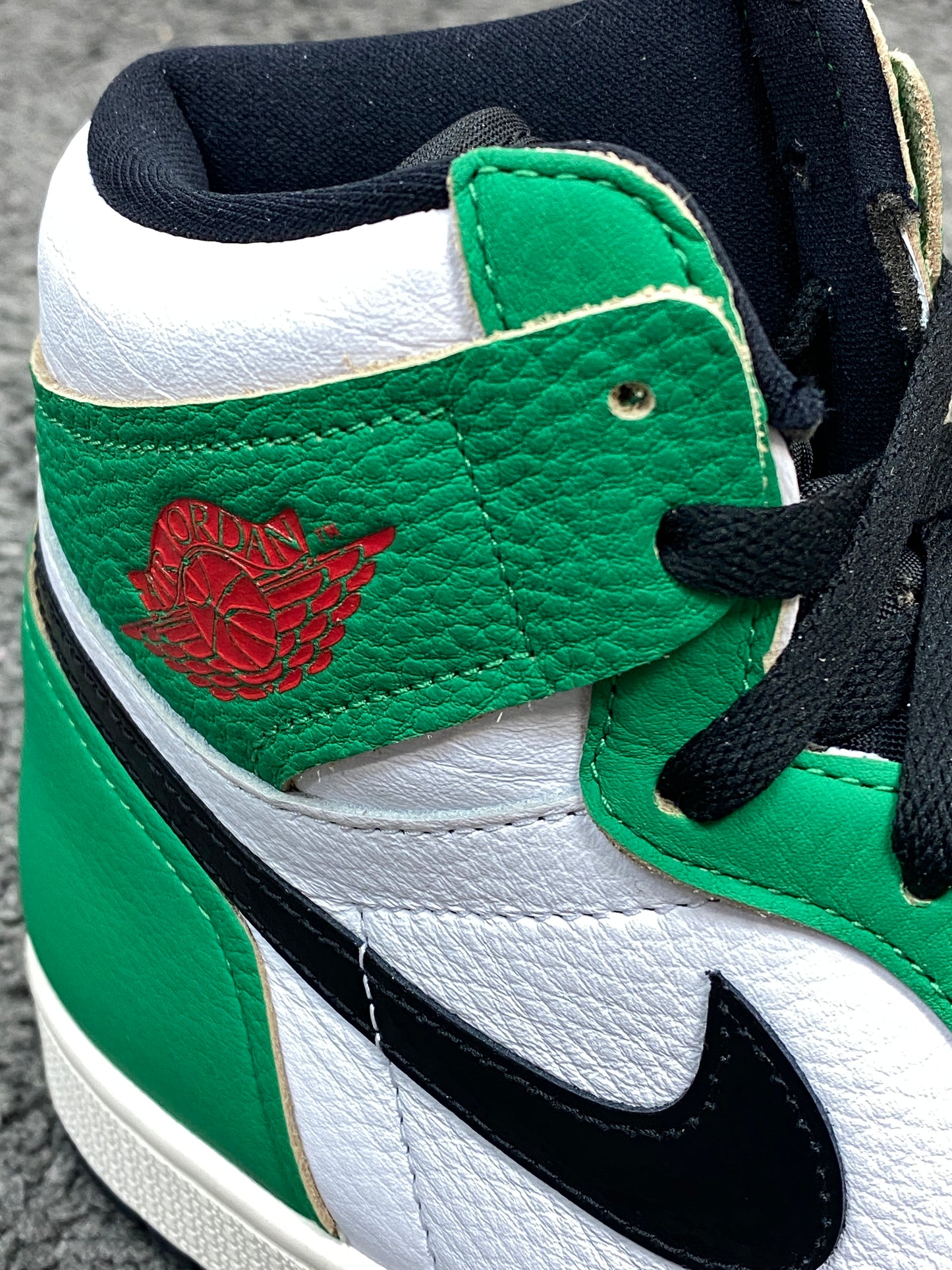 Air Jordan 1 Lucky Green