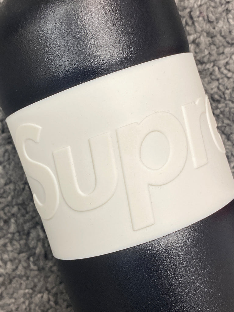 Supreme SIGG CYD 1.0L Water Bottle Crep Select