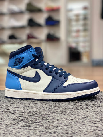 Air Jordan 1 Obsidian UNC