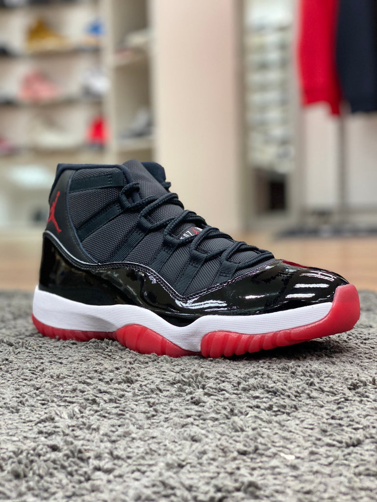 Air jordan mens 11 retro bred Clearance