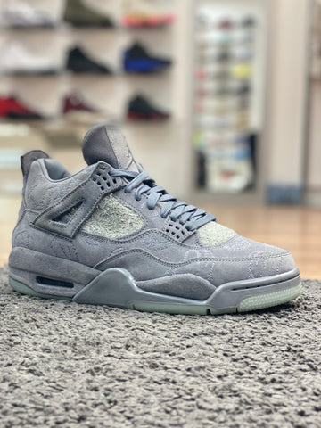 KAWS x Nike Air Jordan 4