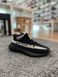 Yeezy Boost 350 V2 Oreo 2022