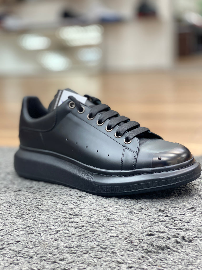Alexander McQueen Oversized Sneaker metal toe black – Crep Select