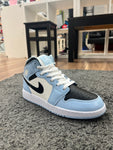 Air Jordan 1 Mid GS Ice Blue