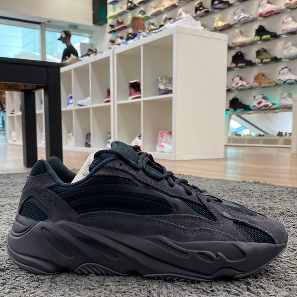 Yeezy Boost 700 V2 Vanta 2024 Crep Select