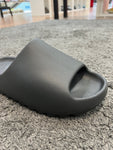 Yeezy Slide Dark Onyx
