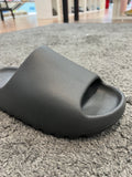 Yeezy Slide Dark Onyx