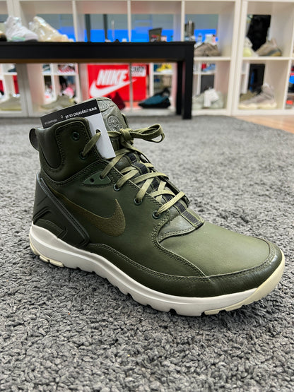 Nike / Stone Island Koth Ultra Mid Green