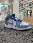 Air Jordan 1 Mid GS Hyper Royal