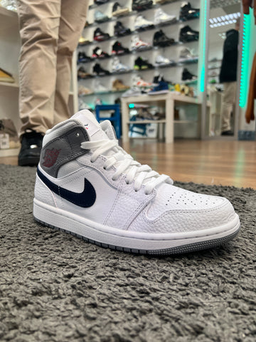 Air Jordan 1 Mid Navy PSG