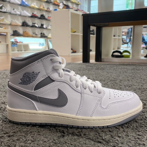 Air Jordan 1 Mid Neutral Grey