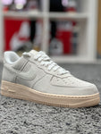 Nike Air Force 1 Low Summit White Suede