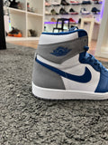 Air Jordan 1 Retro True Blue