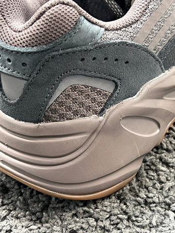 Mauve yeezy clearance