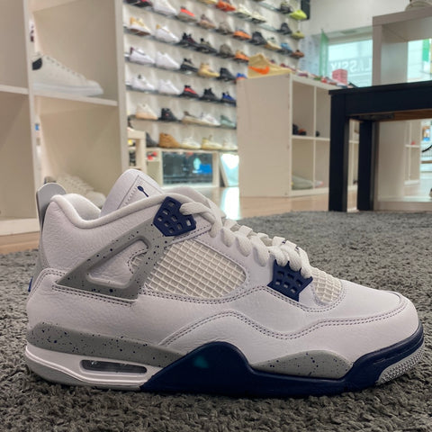 Air Jordan 4 Retro Midnight Navy